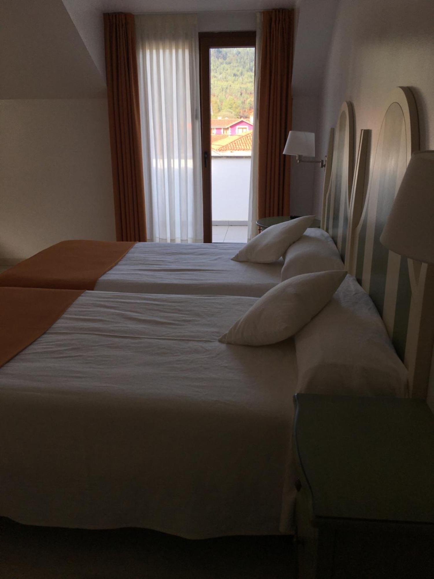 Hotel Valle De Cabezon Cabezón de la Sal Værelse billede